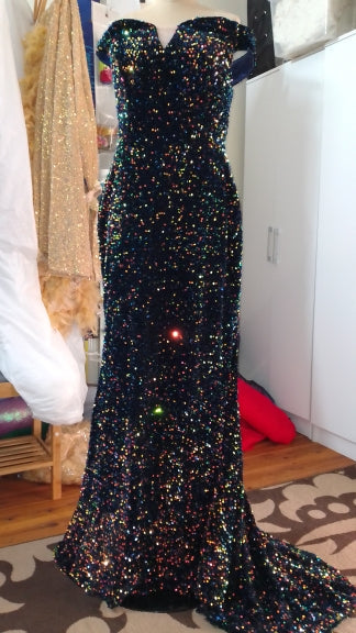 Big Sequined Floor-Length With Train Dresses