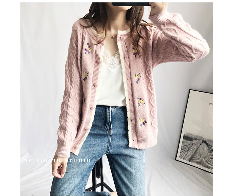 Embroidery Floral Cable Knitted Cardigan