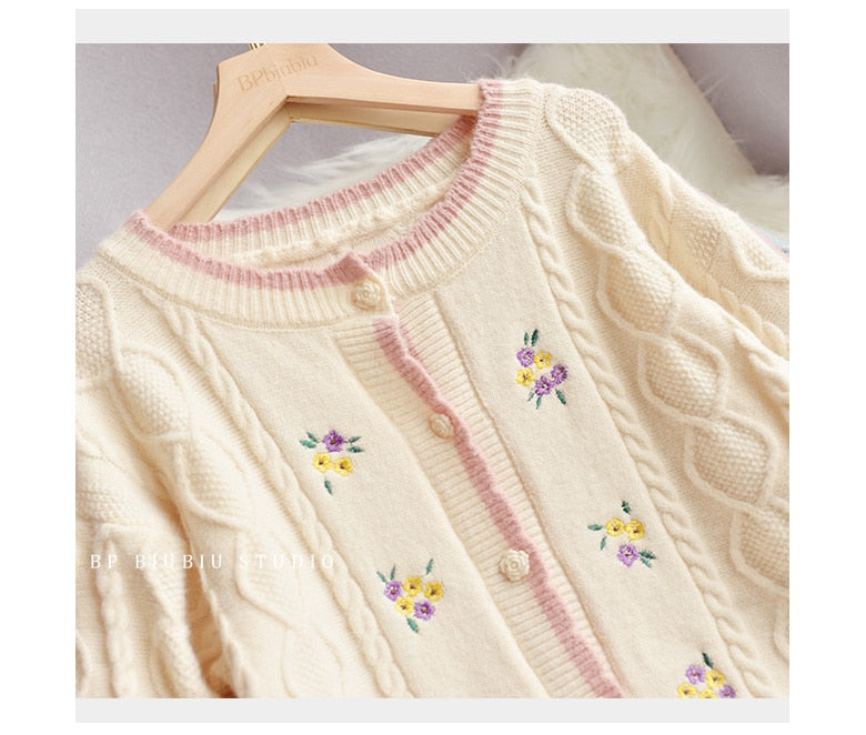 Embroidery Floral Cable Knitted Cardigan