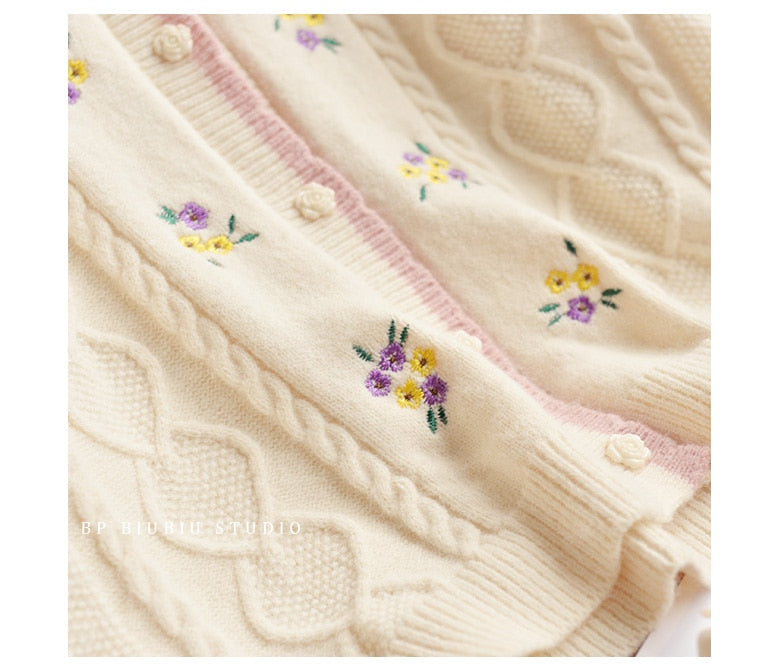 Embroidery Floral Cable Knitted Cardigan